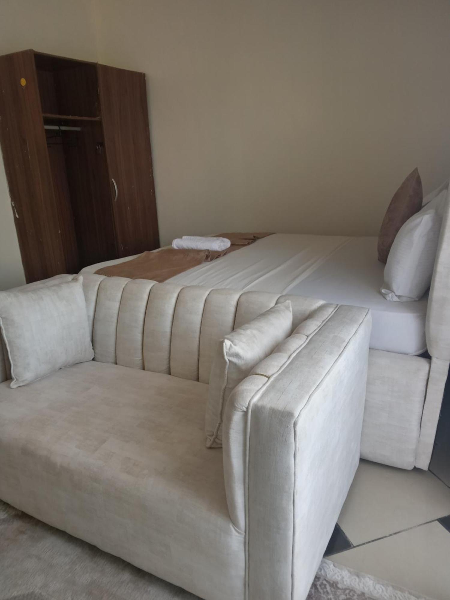 Tamara Studio Apartment In Shanzu Mtwapa Exterior photo