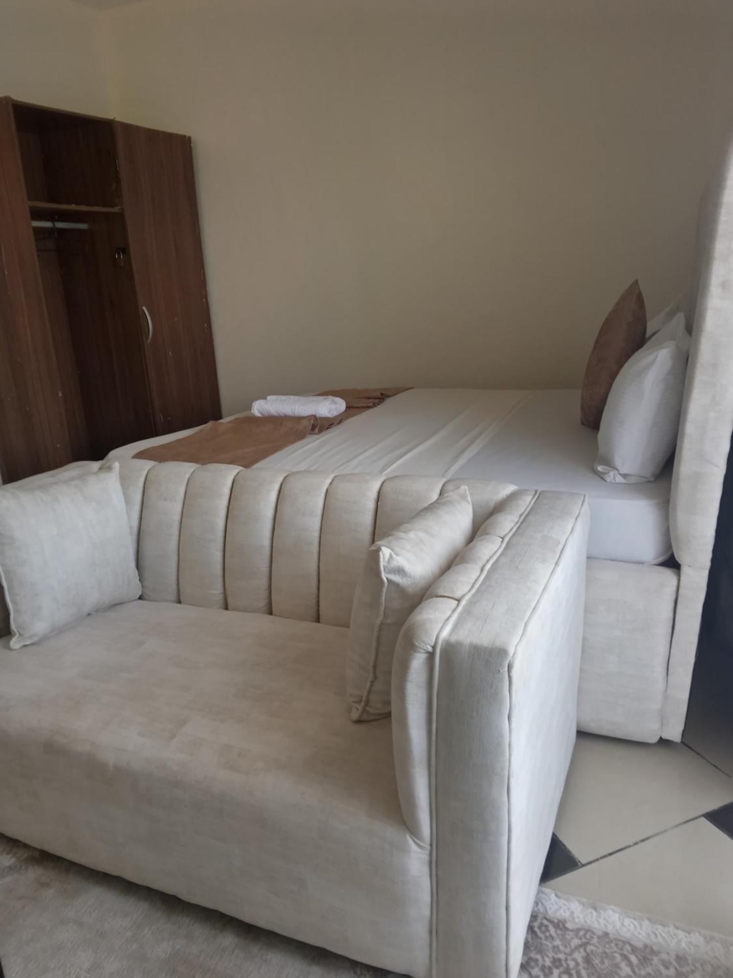 Tamara Studio Apartment In Shanzu Mtwapa Exterior photo